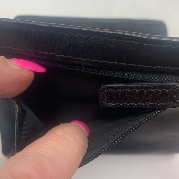 Wilson's Leather company small square change purse - Picture 7 of 8